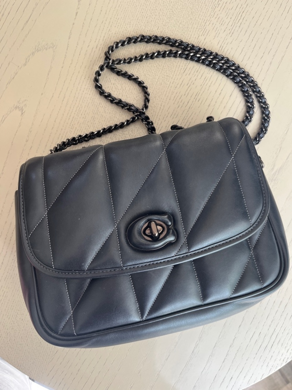 Coach Pillow Madison / Black